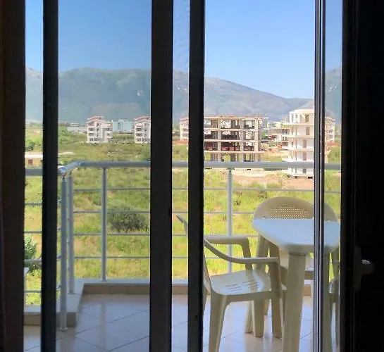 度假居 Rainbow Vlorë